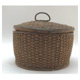 VICTORIAN SEWING BASKET WITH NOTIONS