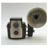 VTG BROWNIE STAR FLEX CAMERA
