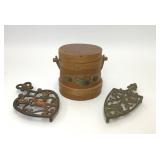 VTG WOODEN FIRKIN SUGAR BUCKET 2 CAST IRON TRIVETS