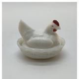 1930S WESTMORELAND HEN ON A NEST