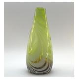 ART GLASS YELLOW SWIRL VASE