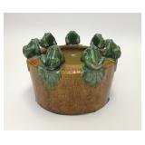 VTG MAJOLICA STYLE CERAMIC FROG RIM PLANTER POT