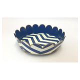 BLUE WHITE CHEVRON ROUND METAL TRAY DECOR