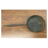 Vtg 8" Rat Tail open fire Skillet