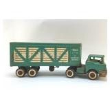 1950ï¿½s STRUCTO CATTLE FARMS TOY TRUCK 20"