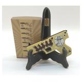 JOHN WAYNE COMMEMORATIVE, PISTOL SHAPED KNIFE