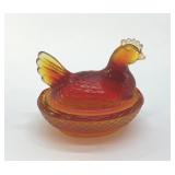 L.E. SMITH AMBERINA HEN ON A NEST 3"