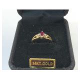 14K YELLOW GOLD GARNET RING