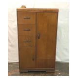 1930s Art Deco gentlemenï¿½s compactum/Wardrobe
