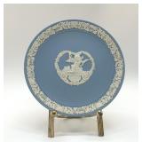 WEDGWOOD CUPID FIRING HIS ARROWS 1999