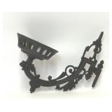 VTG VICTORIAN CAST IRON OIL LAMP HOLDER ARM