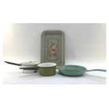 VTG ENAMELWARE COOKWARE, TOLE TRAY