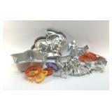BAKEWARE AND COOKIE CUTTERS