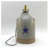 DUNROVEN STONEWARE POTTERY LAMP BLUE HEART 11"