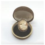 10k HAND CARVED CAMEO YELLOW GOLD