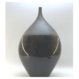 MODERN FINE NATUZZI GLOSS BLACK VASE