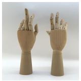 2 WOOD ARTIST HAND MODELS