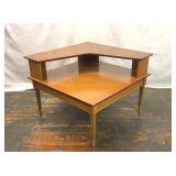 VTG MCM BOOMERANG TOP CORNER TABLE BRASS ACCENTS