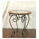 IRON ROUND TABLE WITH GLASS TOP