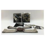 WOMENï¿½S JEWELRY AND VINTAGE BELTS
