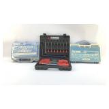 FASTENAL ASSORTED SCREWS, SCREWDRIVER SET