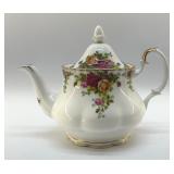 ROYAL ALBERT OLD COUNTRY ROSES TEAPOT