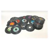 LARGE ASSORTMENT OF 7 INCH VINYL RECORDS