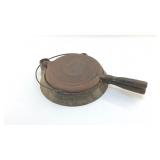 1889 CAST IRON WAGNER WAFFLE IRON