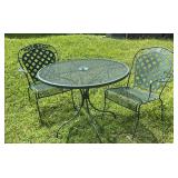 WROUGHT IRON PATIO SET