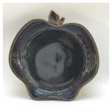 SEAGROVE NC Oï¿½QUINN POTTERY APPLE DISH