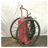 1940ï¿½s HEAVY DUTY INDUSTRIAL FIRE EXTINGUISHER