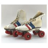 KIDS VINTAGE ROLLER DERBY SKATES