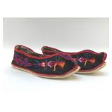 CHINESE EMBROIDERED CLOTH SLIPPERS