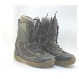 GNU MENï¿½S SNOWBOARD BOOTS SIZE 13