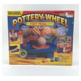 DELUXE POTTERY WHEEL KIDS KIT