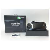 SAMSUNG GEAR VR WITH CONTROLLER