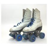 VTG WHITE LEATHER QUARD ROLLER SKATES SIZE 3