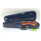 1/4" VIOLIN WITH CASE AND BOW EXCELLENT CONDITION
