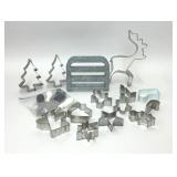ASSORTED METAL COOKIE CUTTERS CHEESE KNIVES
