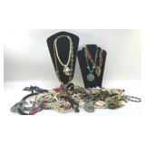 COSTUME JEWELRY ASSORTMENT