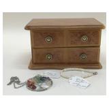 JEWELRY BOX WITH TREE OF LIFE NECKLACE