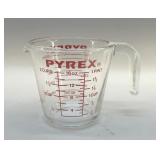 PYREX 2 CUP MEASURING CUP