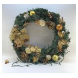 LIGHTED CHRISTMAS WREATH 24"