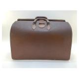 ANTIQUE LEATHER PHOTOGRAPHY VALISE WITH EQUIPMENT
