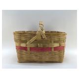 VTG WOVEN GATHERING BASKET