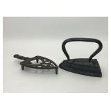 VTG CAST IRON SAD IRON & TRIVET