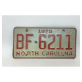 VTG RED 1975 NORTH CAROLINA LICENSE PLATE