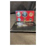 1976 U.S. Mint Proof set, 40% silver dollar, half