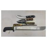 Mixed lot of a machete, 3 hunting knives & sharpen