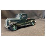 Die cast 1937 Ford pickup 1:24 scale
